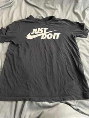Nike Black Short Sleeve Tee with White 'Just Do It' Logo